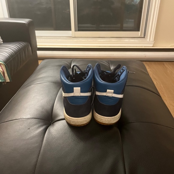 Jordan 1 already use - Picture 3 of 3